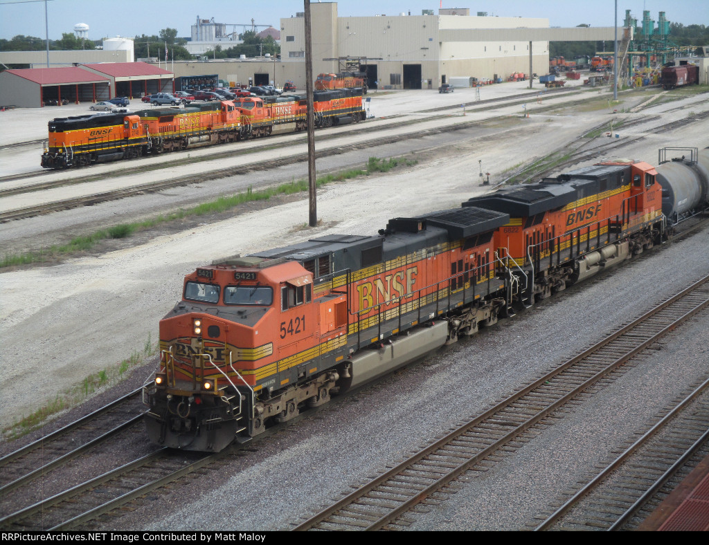 BNSF 5421